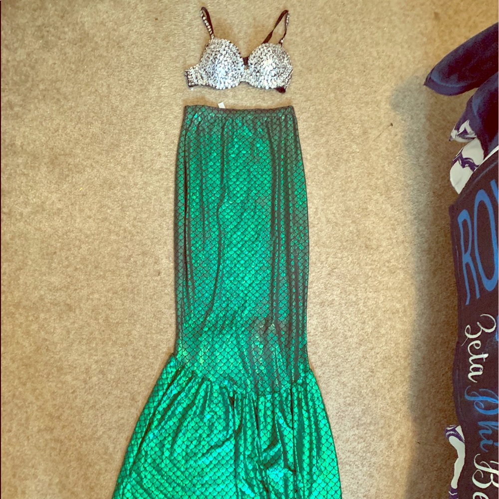 🎉‼️FASHION NOVA MERMAID COSTUME - WORN ONCE‼️🎉